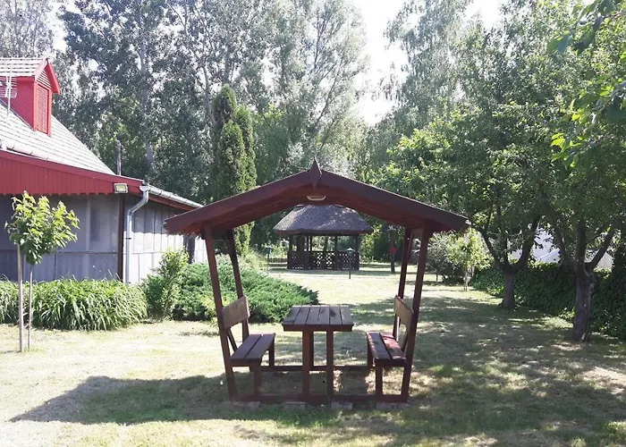 Tiszai Vandor Apartmanhaz *