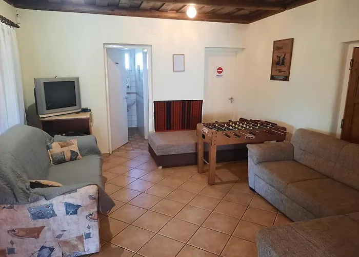 Apartment Tiszai Vandor Apartmanhaz *