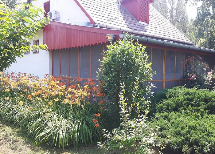 Tiszai Vandor Apartmanhaz * Kiskore