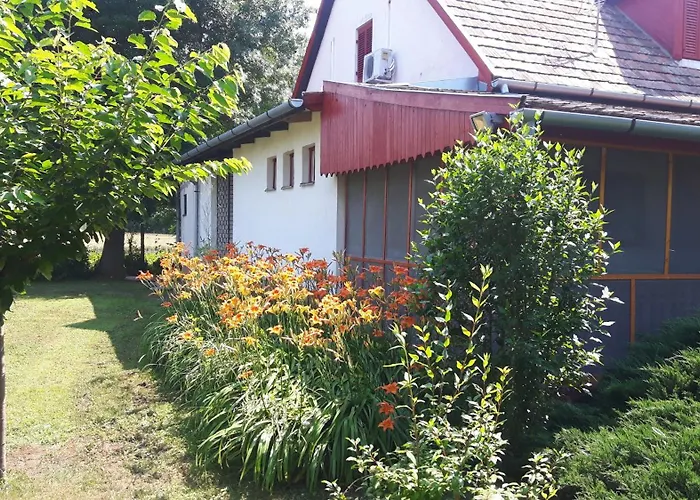 Tiszai Vandor Apartmanhaz Apartment *