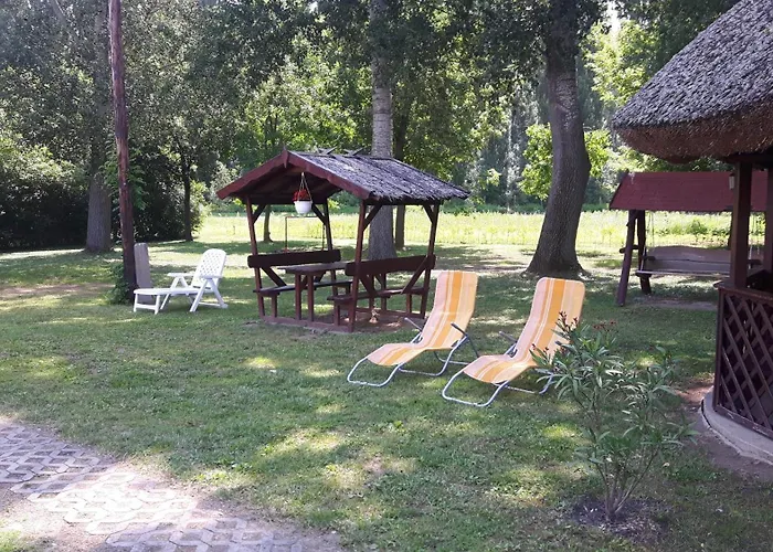 Tiszai Vandor Apartmanhaz Kiskore
