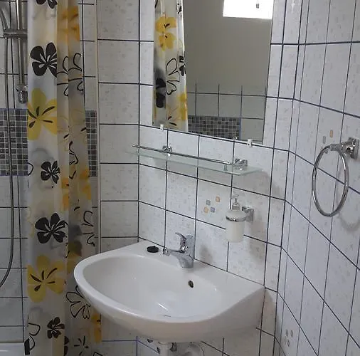 Tiszai Vandor Apartmanhaz *