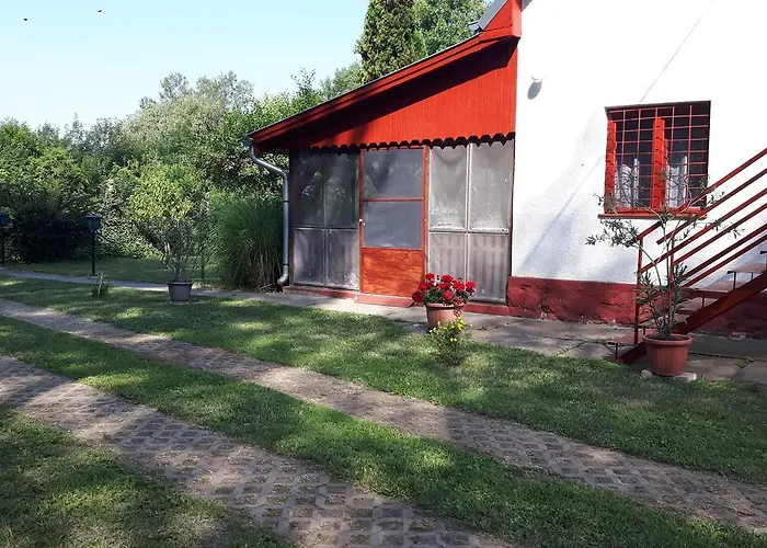 Tiszai Vandor Apartmanhaz Apartment